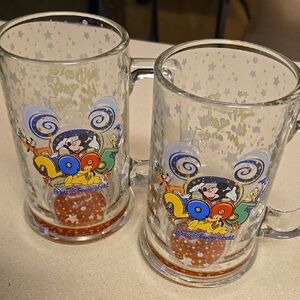 Disney Walt Disney World 2005 Mickey Mouse Glass Mugs Set of 2 Collectible